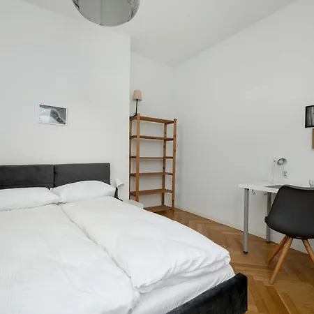 Bright Plac Muzealny In Perfect For Remote Work By Renters Διαμέρισμα Βρότσλαβ