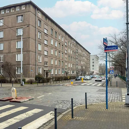 Bright Plac Muzealny In Perfect For Remote Work By Renters *