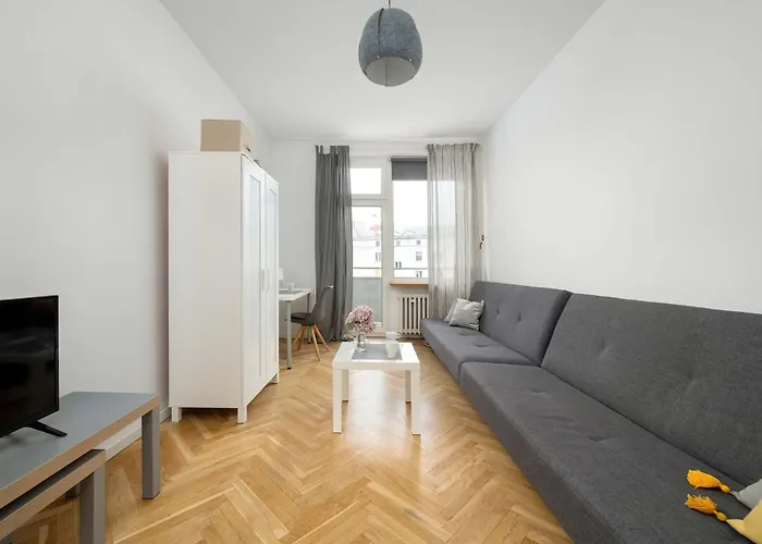 Bright Plac Muzealny In Perfect For Remote Work By Renters *